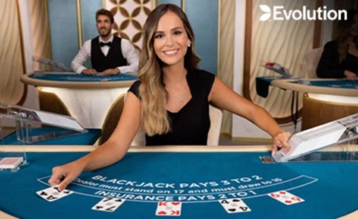 Ejemplo de como se presenta un balckjack en el casino de Chile Leo Vegas